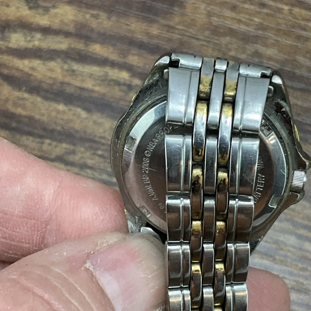 LogoArt Tampa Bay Buccaneers Vintage Women's Watch Stainless Steel New Battery